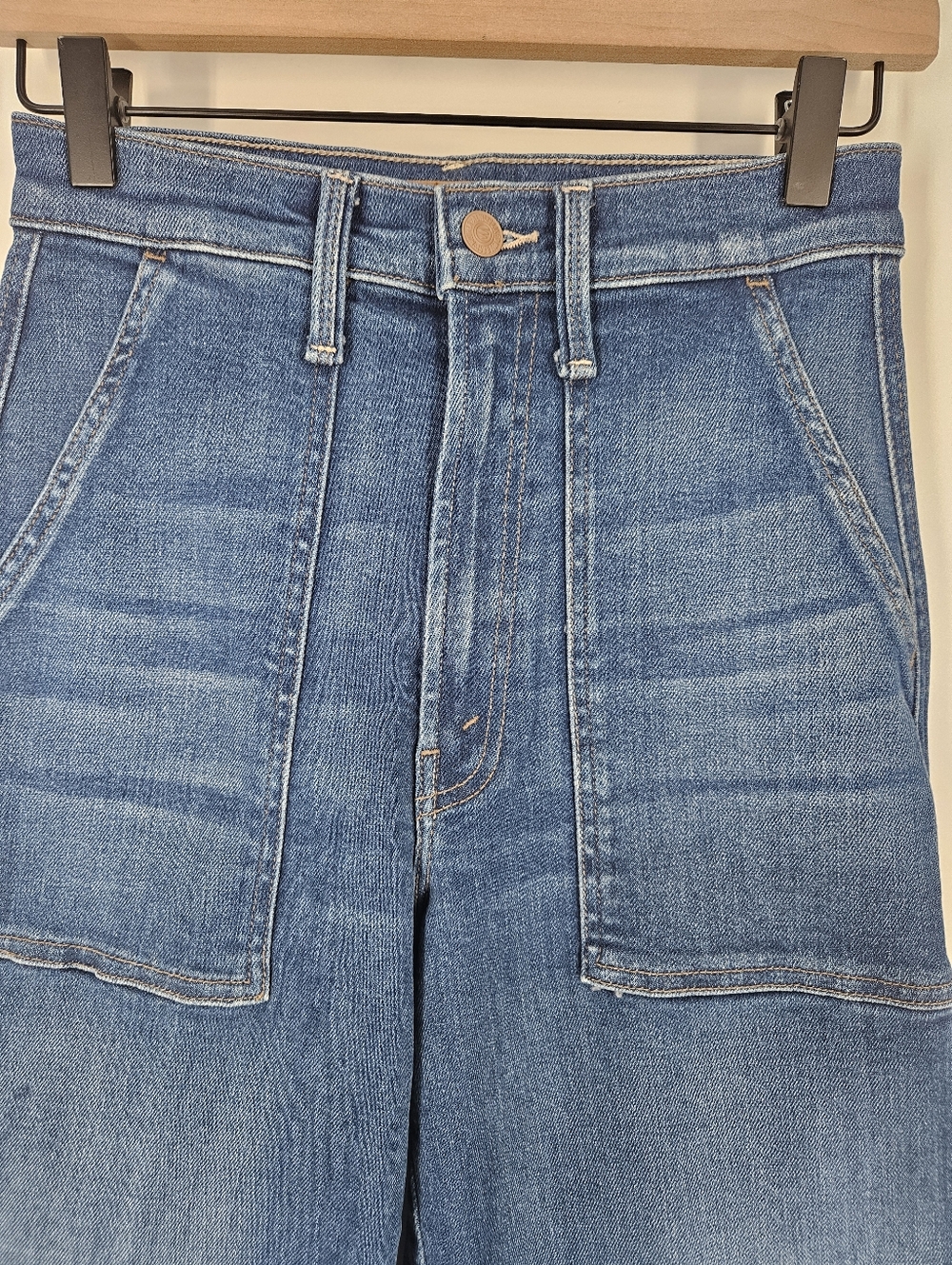 Mother The Stitch Up Maven Hover Wide Leg Jeans In Nip It In The Bud Wash - Picture 3 of 14